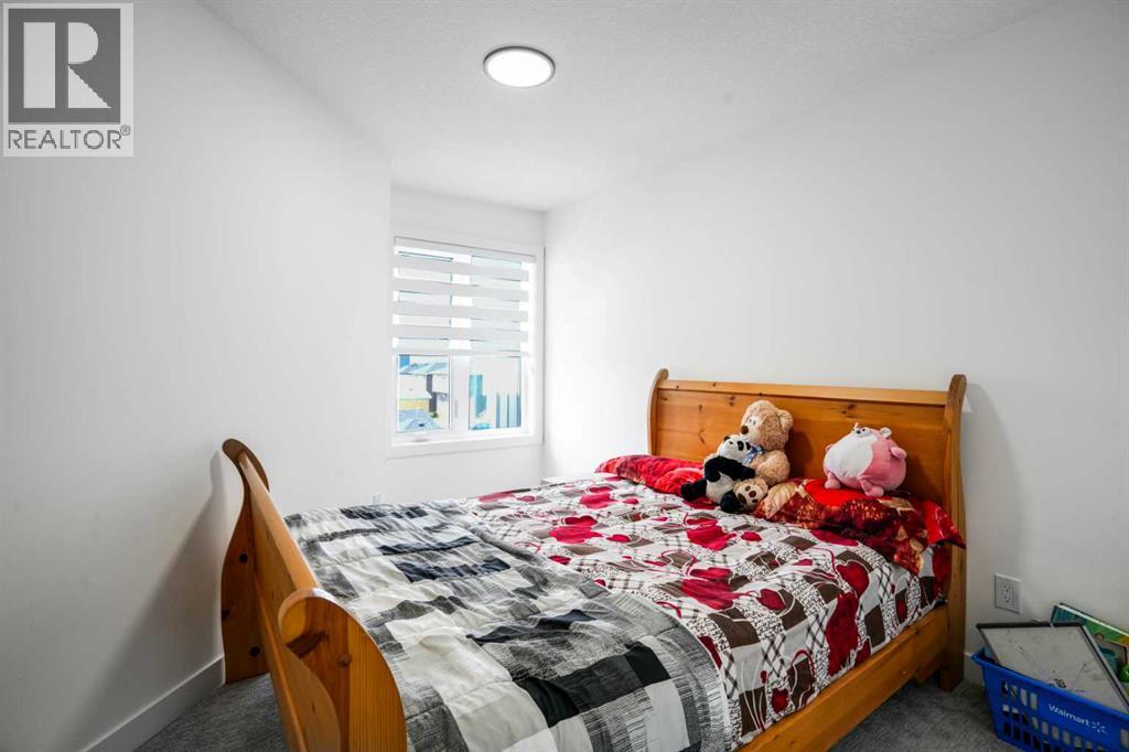 Photo 17 of 237 Saddlepeace Crescent Ne, Calgary AB