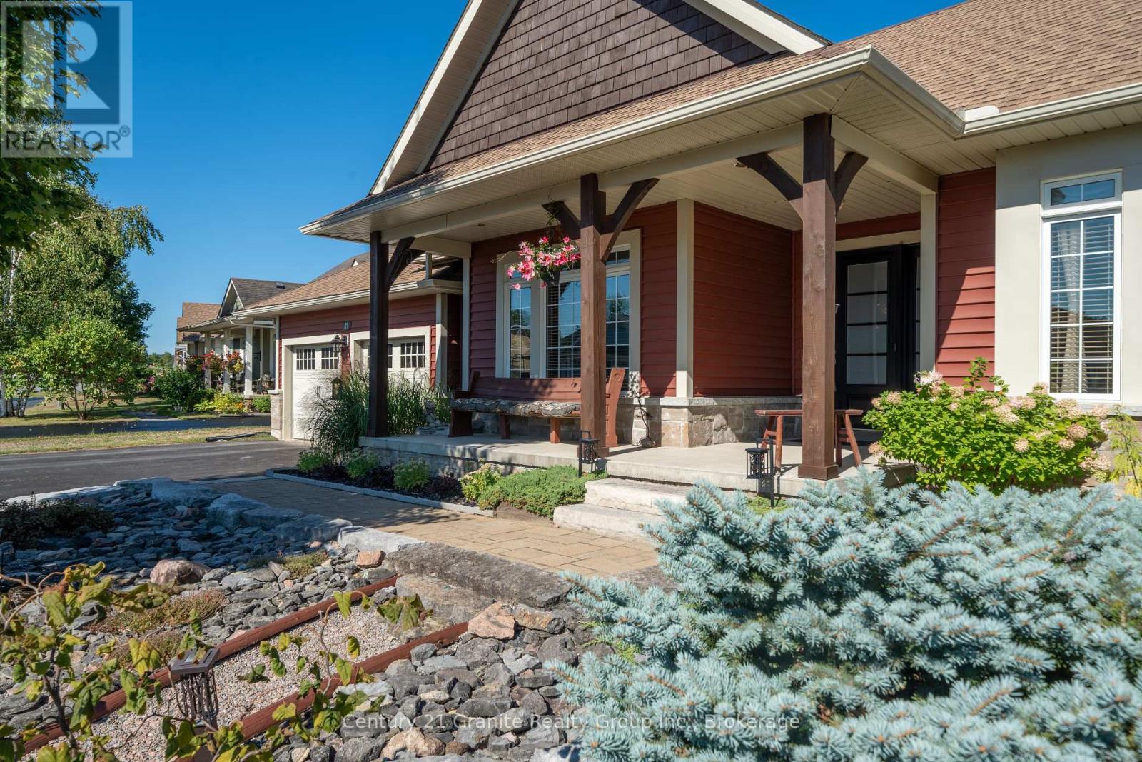 Photo 8 of 21 Windover Drive, Minden Hills ON