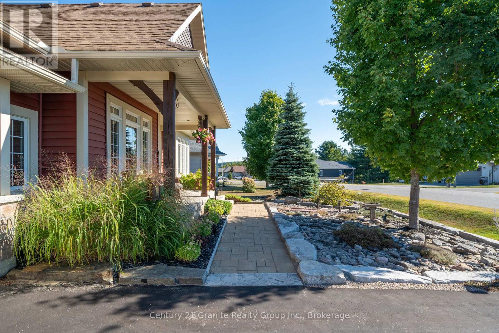 Photo 5 of 21 Windover Drive, Minden Hills ON