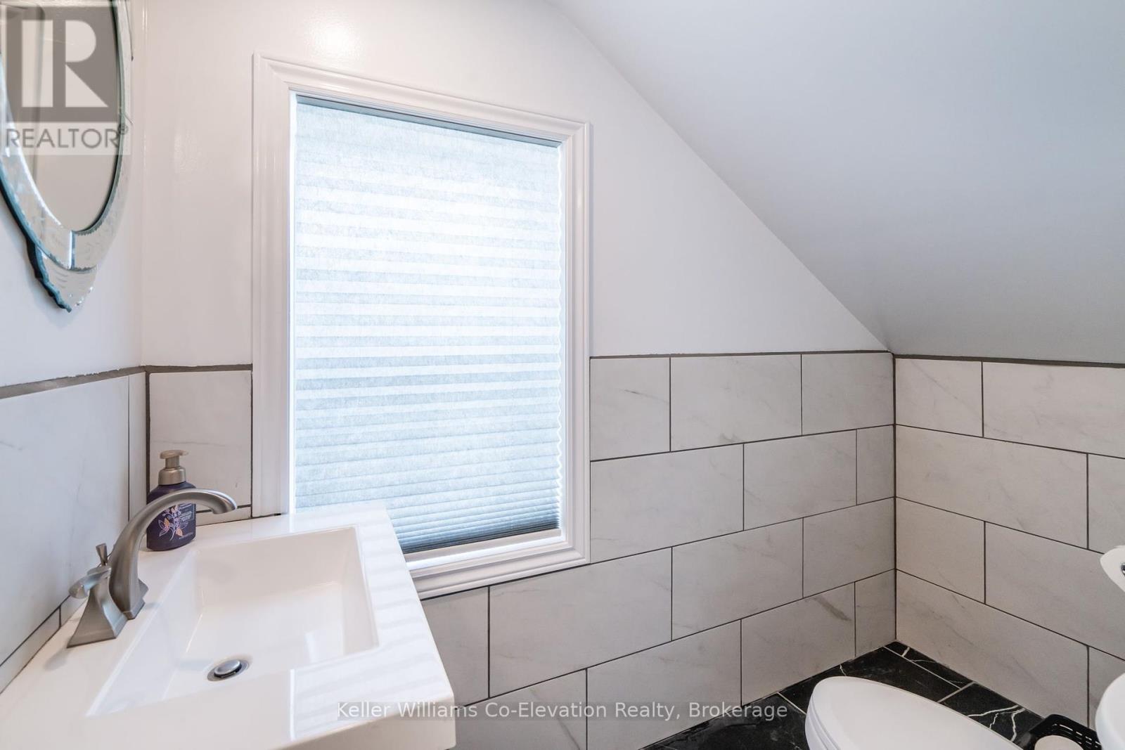 Photo 15 of 13 Toronto Avenue, South River ON
