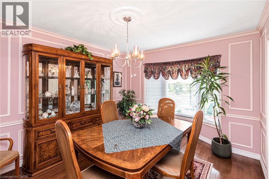 Photo 9 of 18 Cammay Avenue, Dundas ON