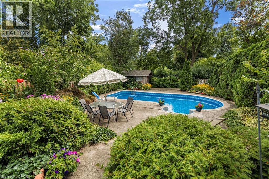 Photo 45 of 18 Cammay Avenue, Dundas ON