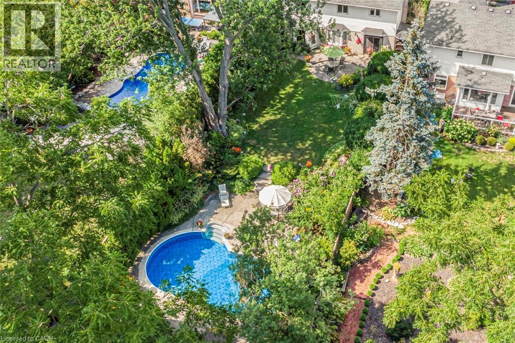 Photo 36 of 18 Cammay Avenue, Dundas ON