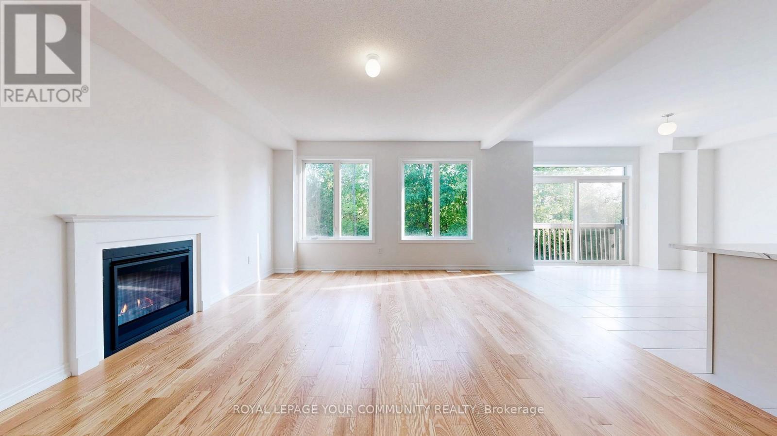 Photo 4 of 26 Baycroft Boulevard, Essa ON