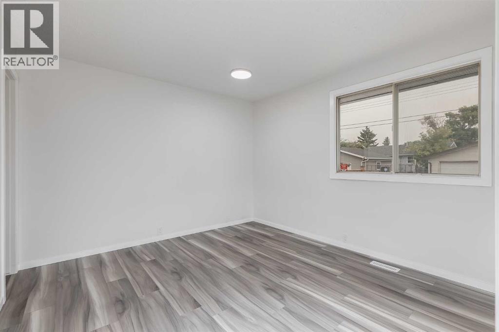 Photo 16 of 1432 43 Street Ne, Calgary AB