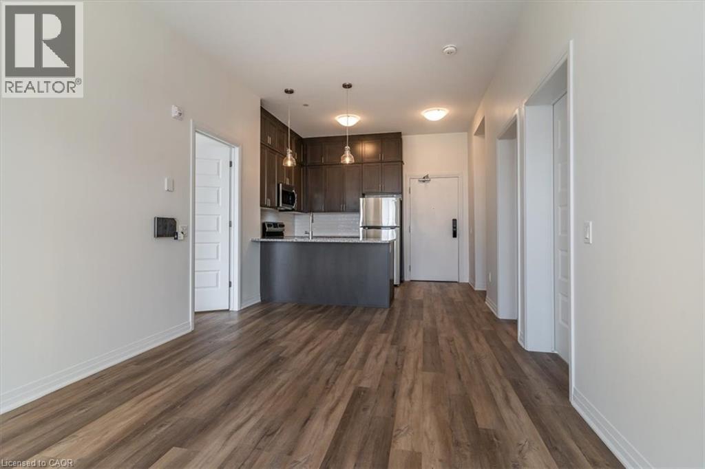 Photo 16 of 95 Dundas Street W Unit 404, Oakville ON