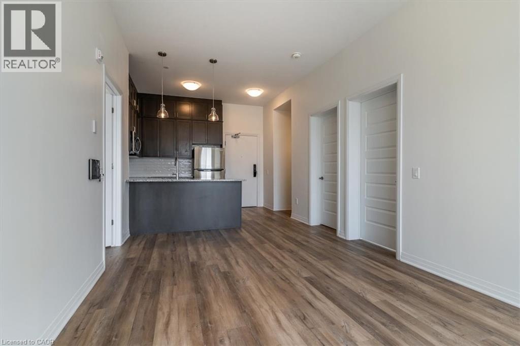 Photo 17 of 95 Dundas Street W Unit 404, Oakville ON