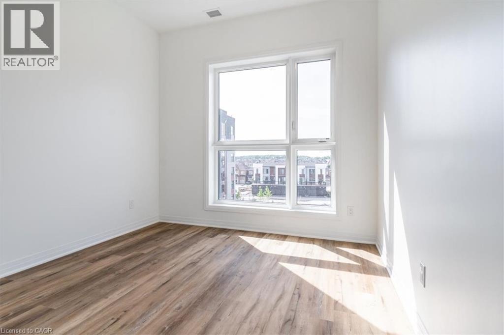 Photo 29 of 95 Dundas Street W Unit 404, Oakville ON