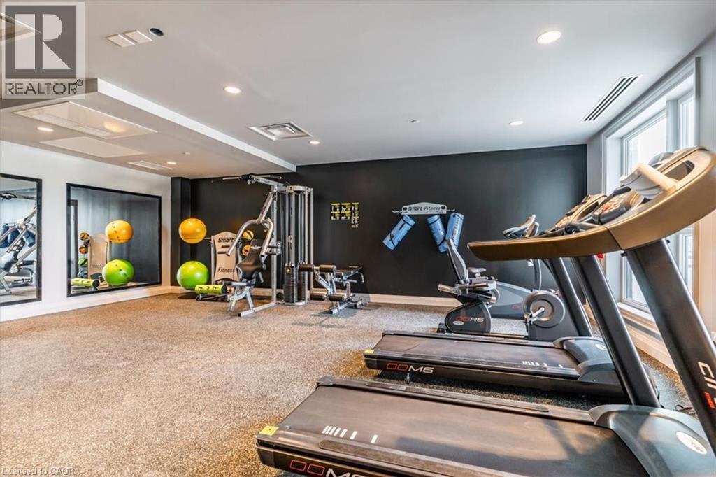 Photo 35 of 95 Dundas Street W Unit 404, Oakville ON
