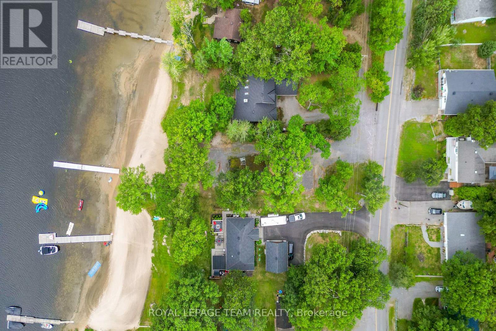Photo 12 of 1142 Bayview Drive, Ottawa ON