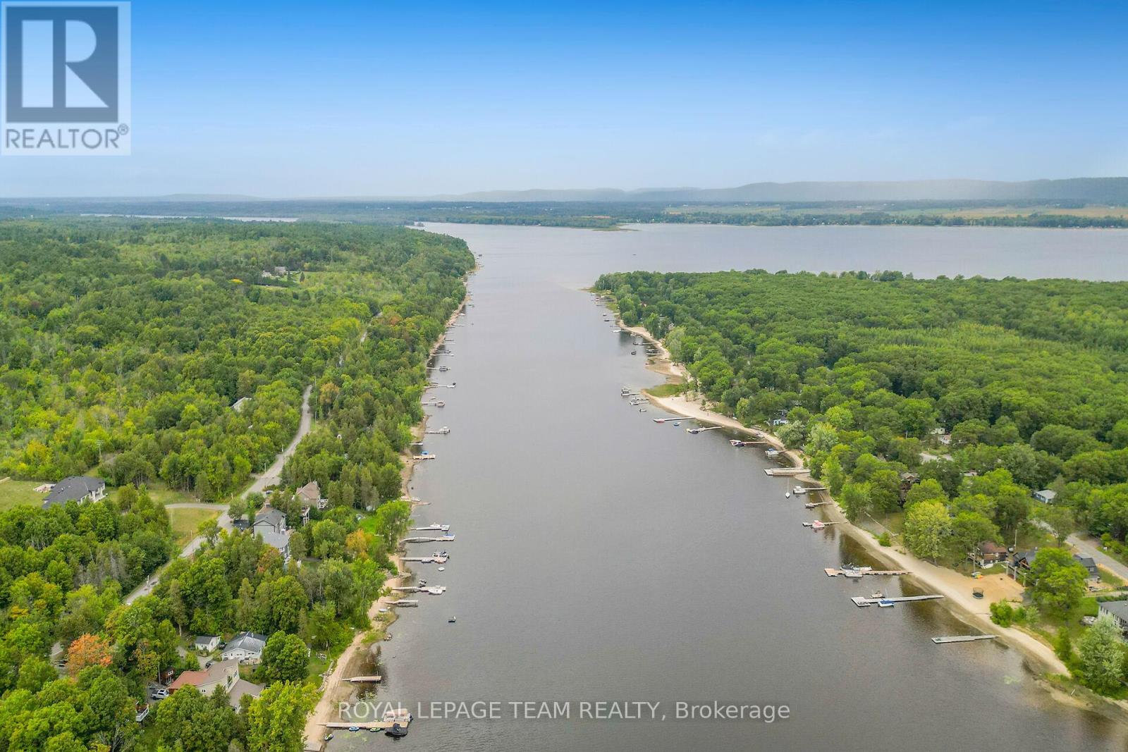 Photo 15 of 1142 Bayview Drive, Ottawa ON