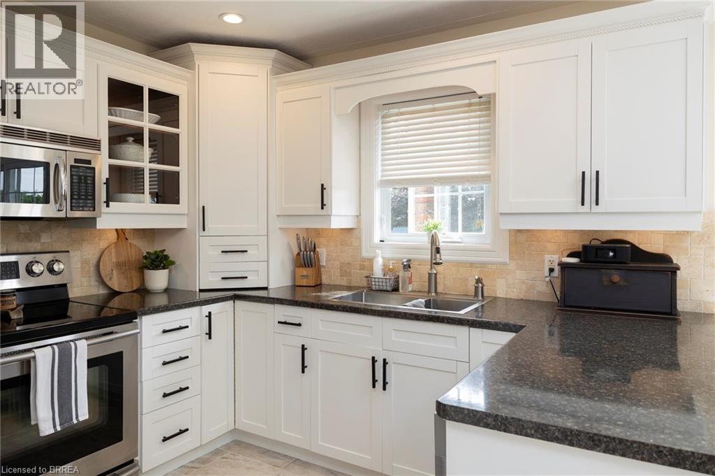 Photo 10 of 145 John Street S, Otterville ON