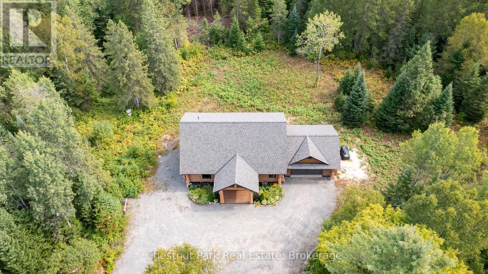 Photo 4 of 1363 Williamsport Road, Huntsville ON