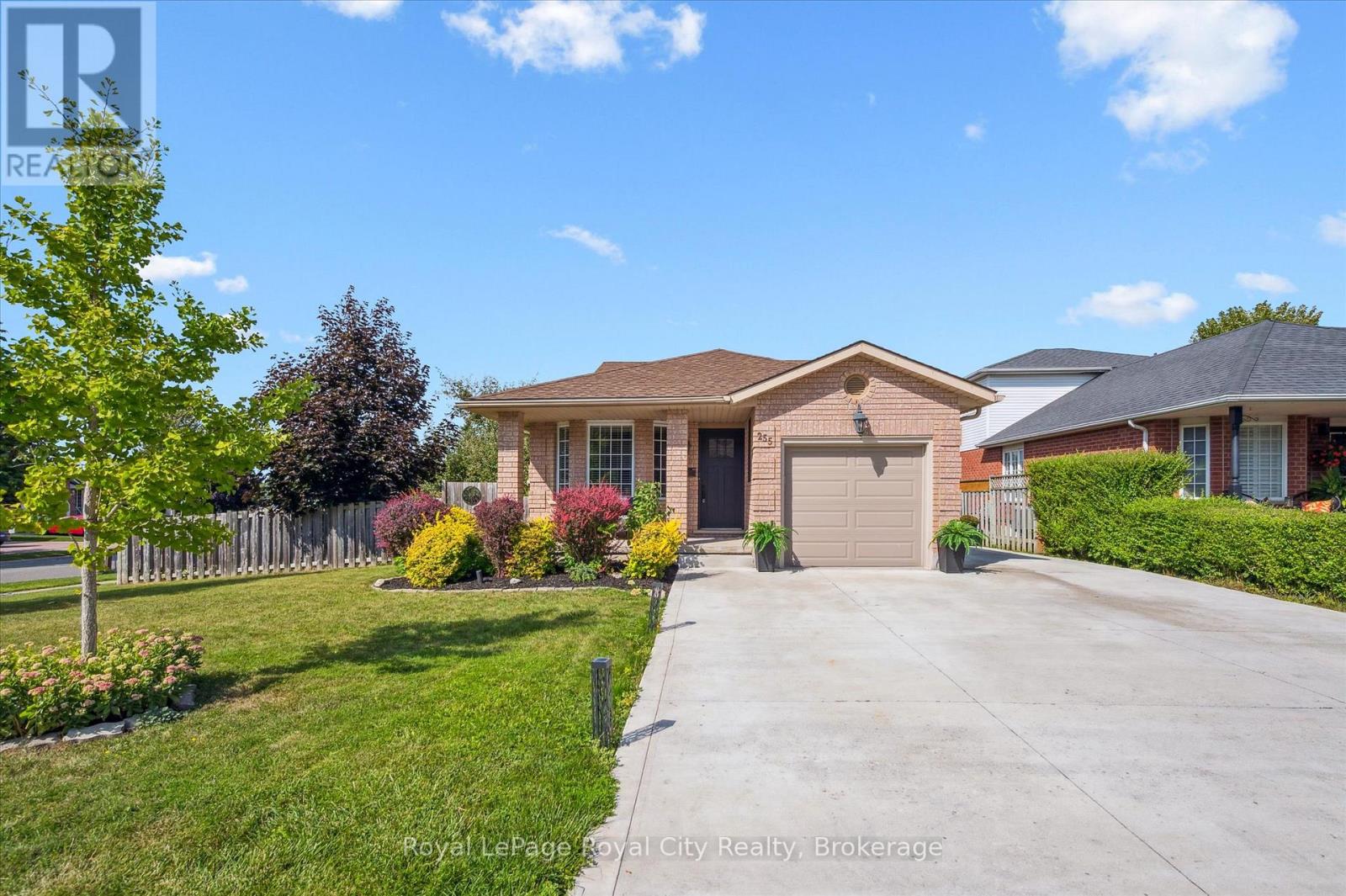 Photo 1 of 255 Deerpath Drive, Guelph ON