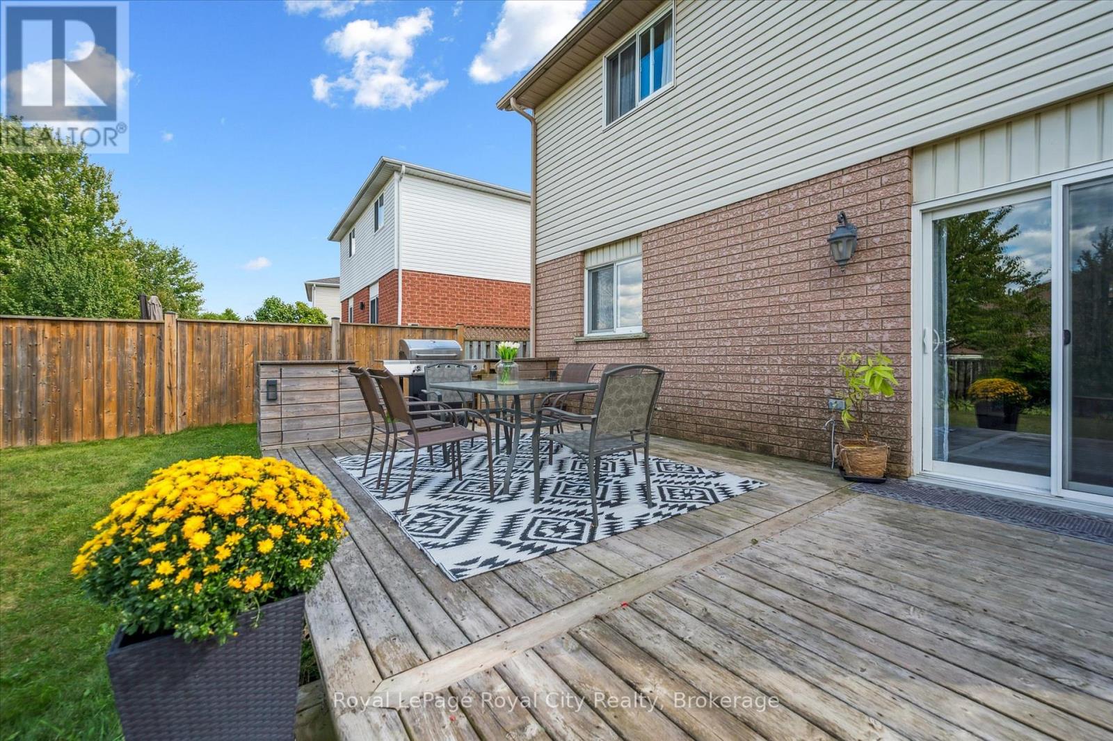 Photo 36 of 255 Deerpath Drive, Guelph ON