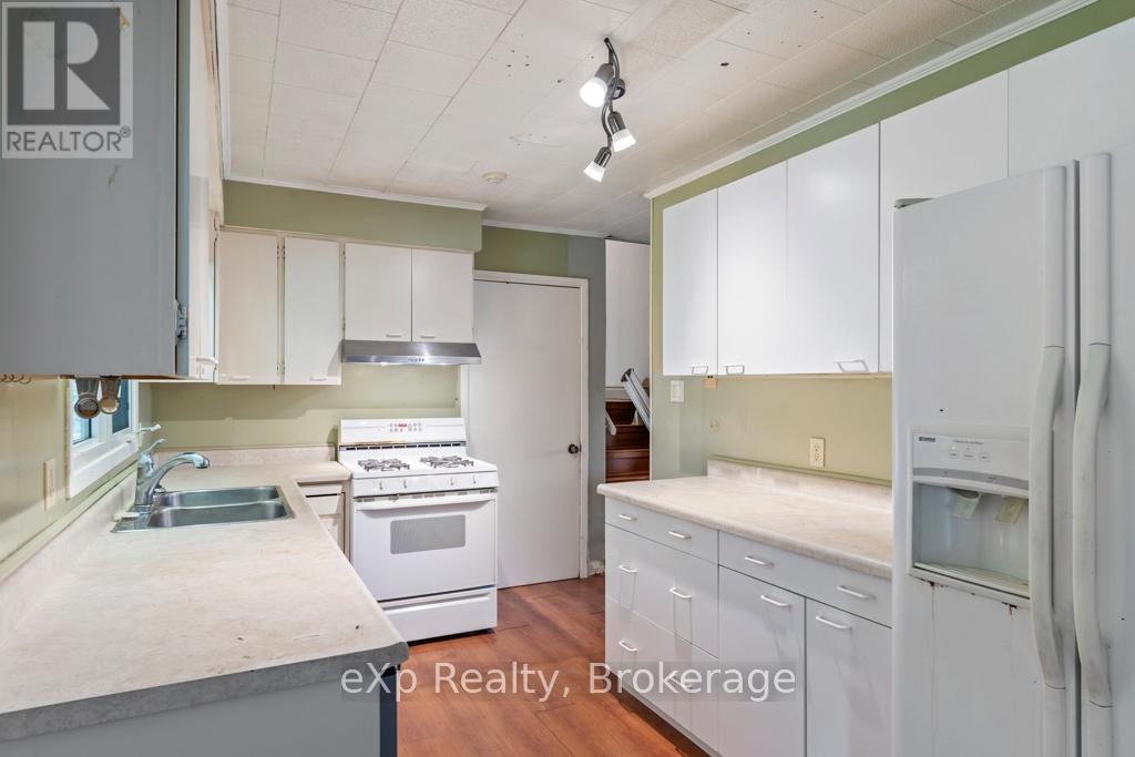 Photo 16 of 430 Isaac Street, South Bruce Peninsula ON
