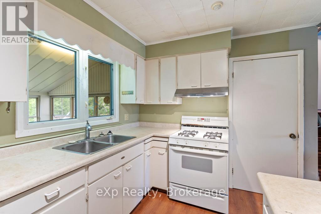 Photo 17 of 430 Isaac Street, South Bruce Peninsula ON