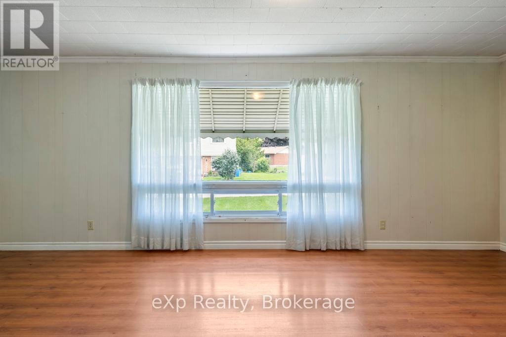 Photo 6 of 430 Isaac Street, South Bruce Peninsula ON