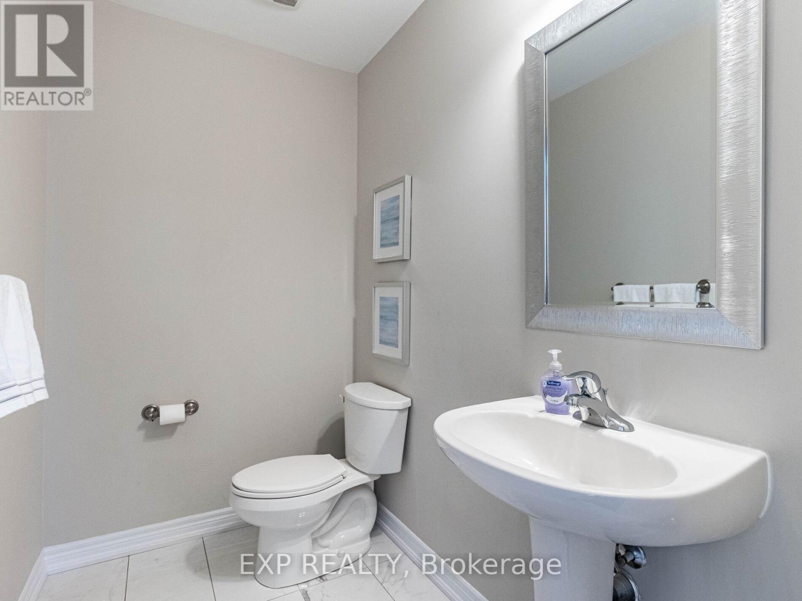 Photo 14 of 353 Hincks Drive, Milton ON