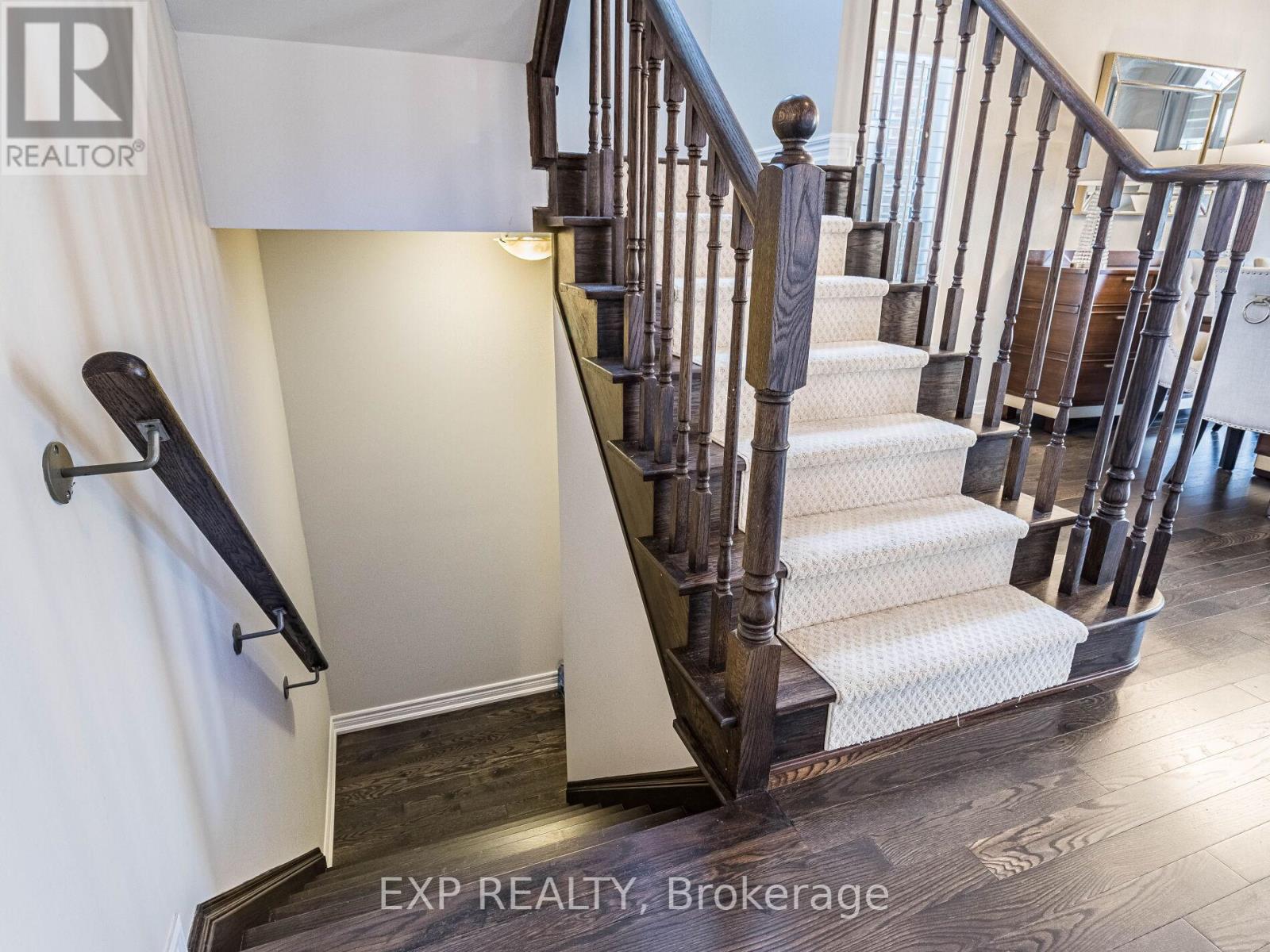 Photo 26 of 353 Hincks Drive, Milton ON