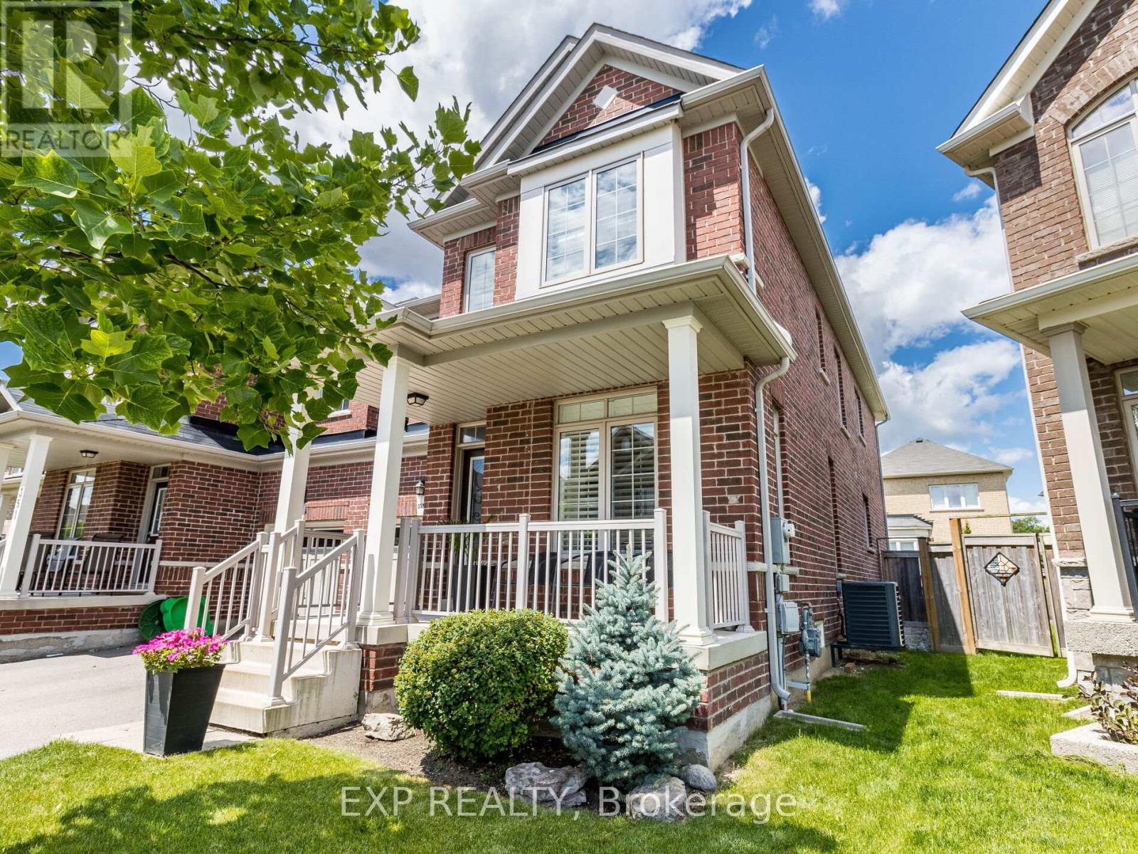 Photo 4 of 353 Hincks Drive, Milton ON