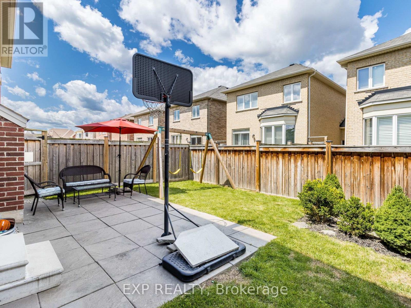 Photo 45 of 353 Hincks Drive, Milton ON