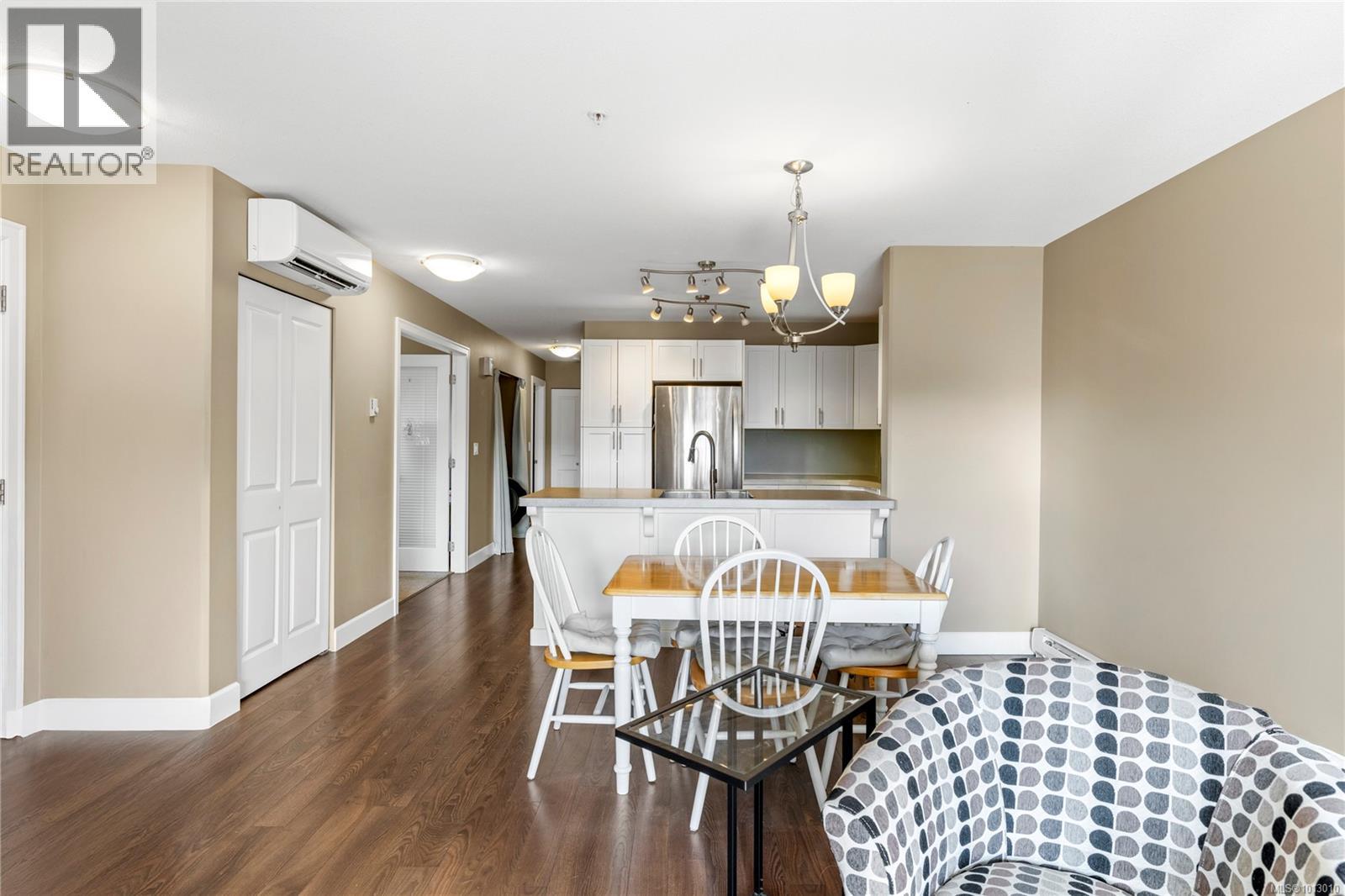 Photo 10 of 201 5945 Kaden Pl, Nanaimo BC