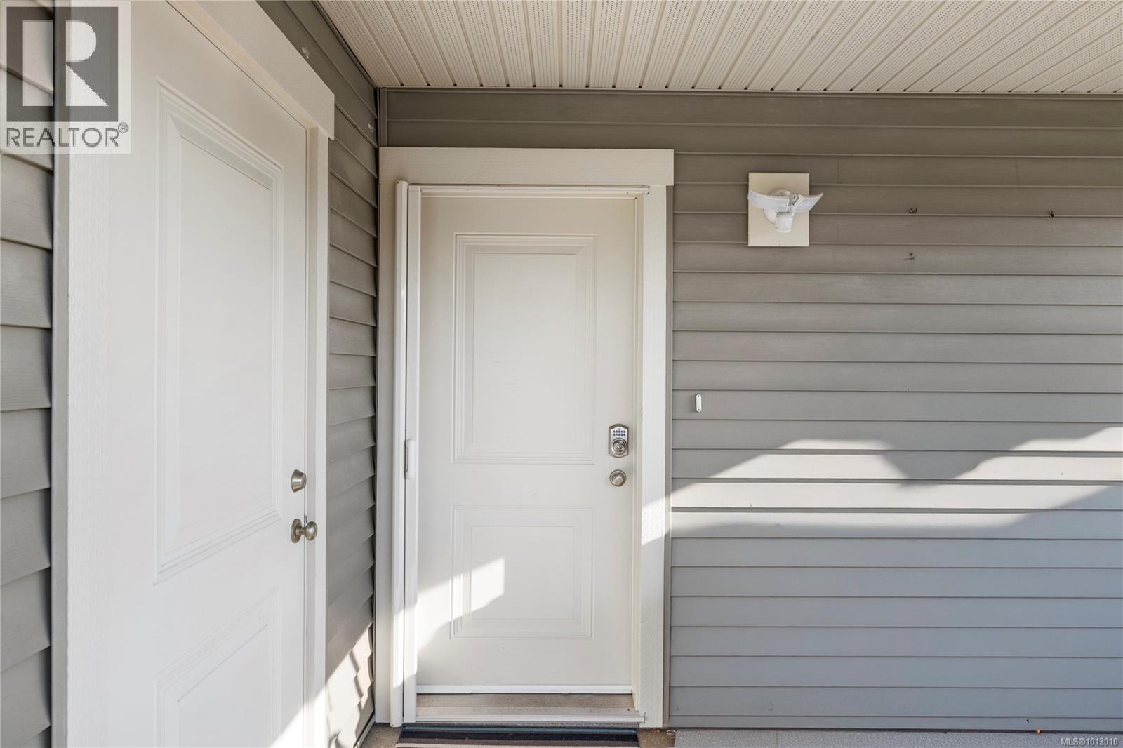 Photo 20 of 201 5945 Kaden Pl, Nanaimo BC