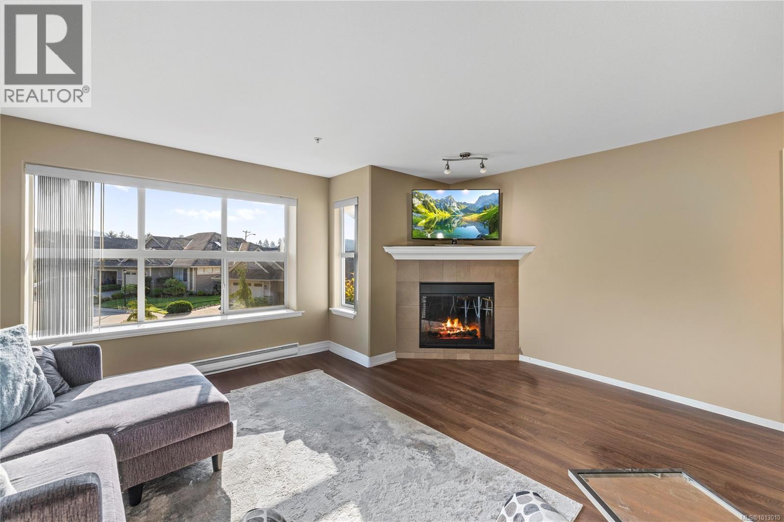 Photo 8 of 201 5945 Kaden Pl, Nanaimo BC