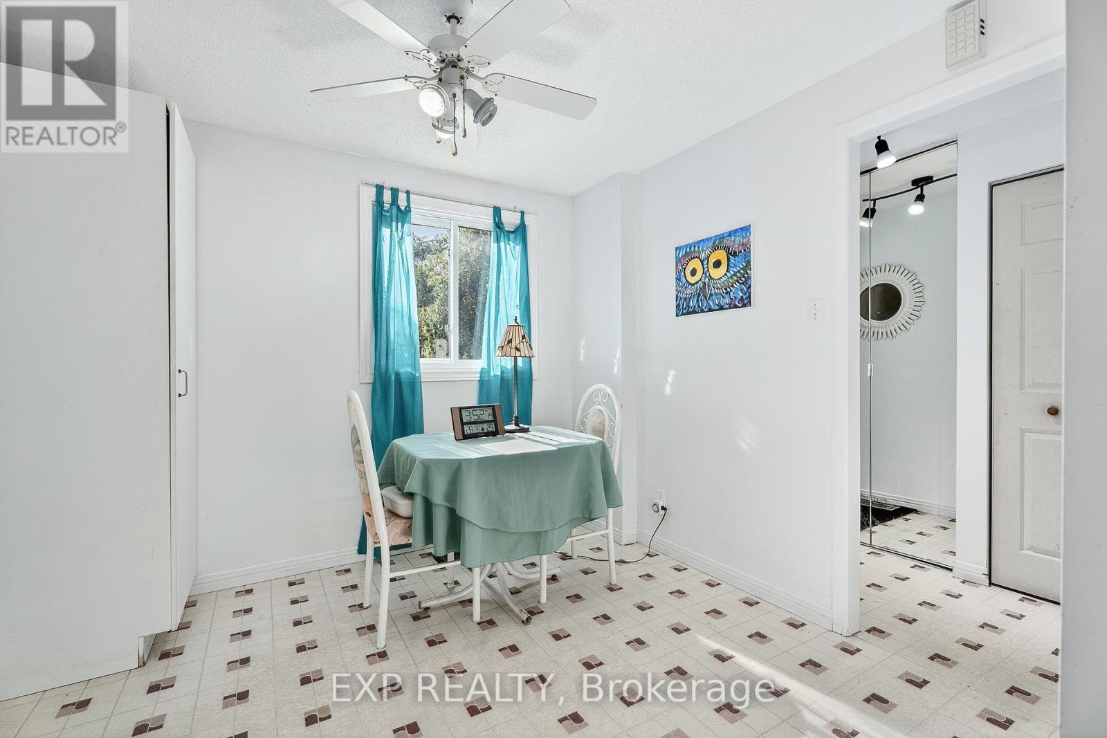 Photo 10 of 81 8 Sherway Drive, Ottawa ON