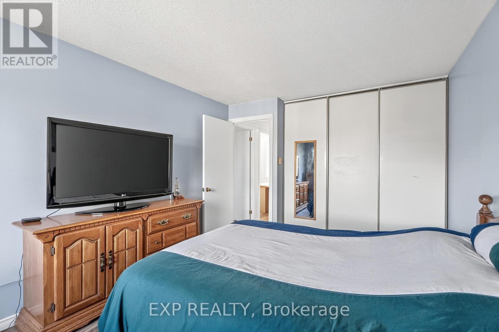 Photo 23 of 81 8 Sherway Drive, Ottawa ON