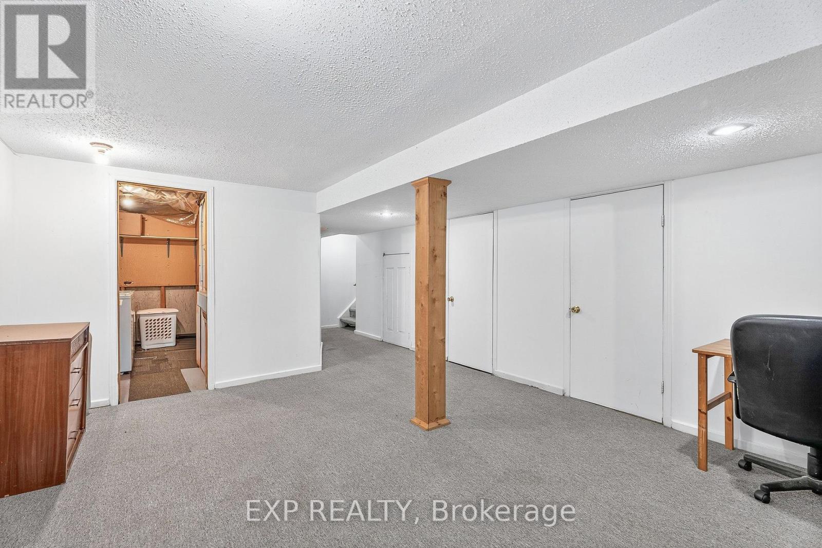 Photo 31 of 81 8 Sherway Drive, Ottawa ON