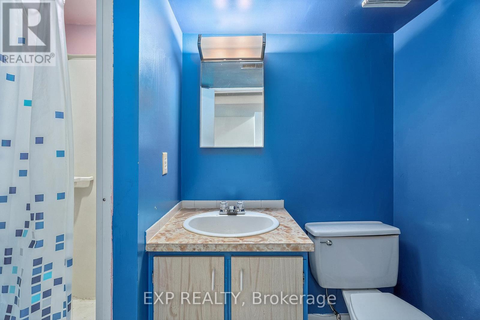 Photo 33 of 81 8 Sherway Drive, Ottawa ON