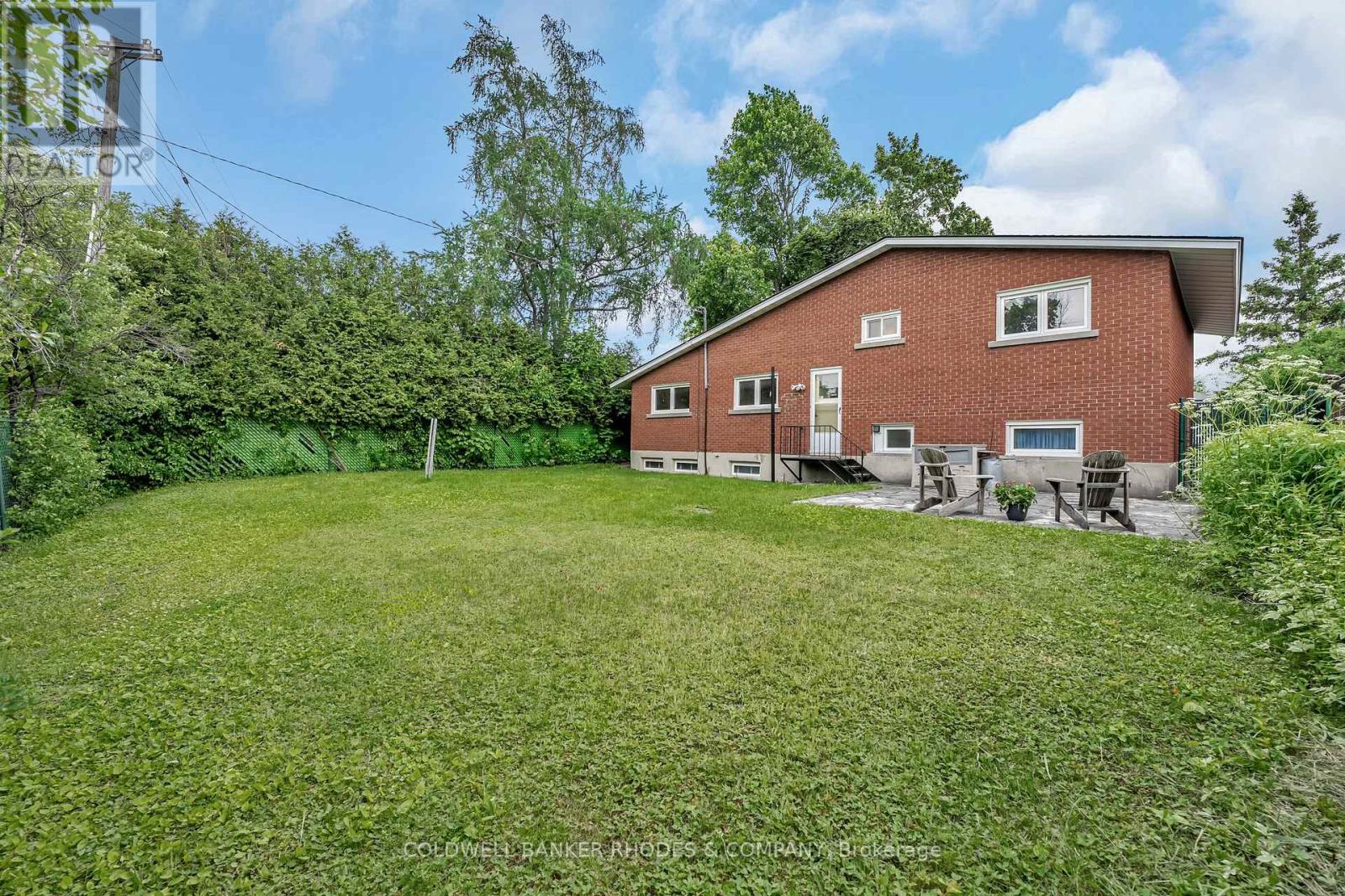 Photo 34 of 2687 Basswood Crescent, Ottawa ON