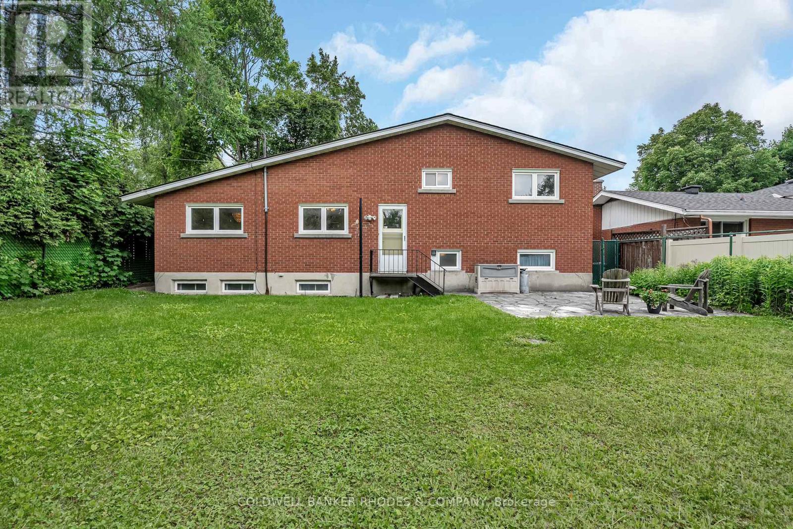 Photo 35 of 2687 Basswood Crescent, Ottawa ON