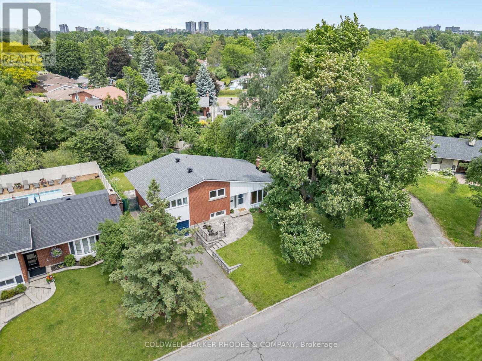 Photo 38 of 2687 Basswood Crescent, Ottawa ON