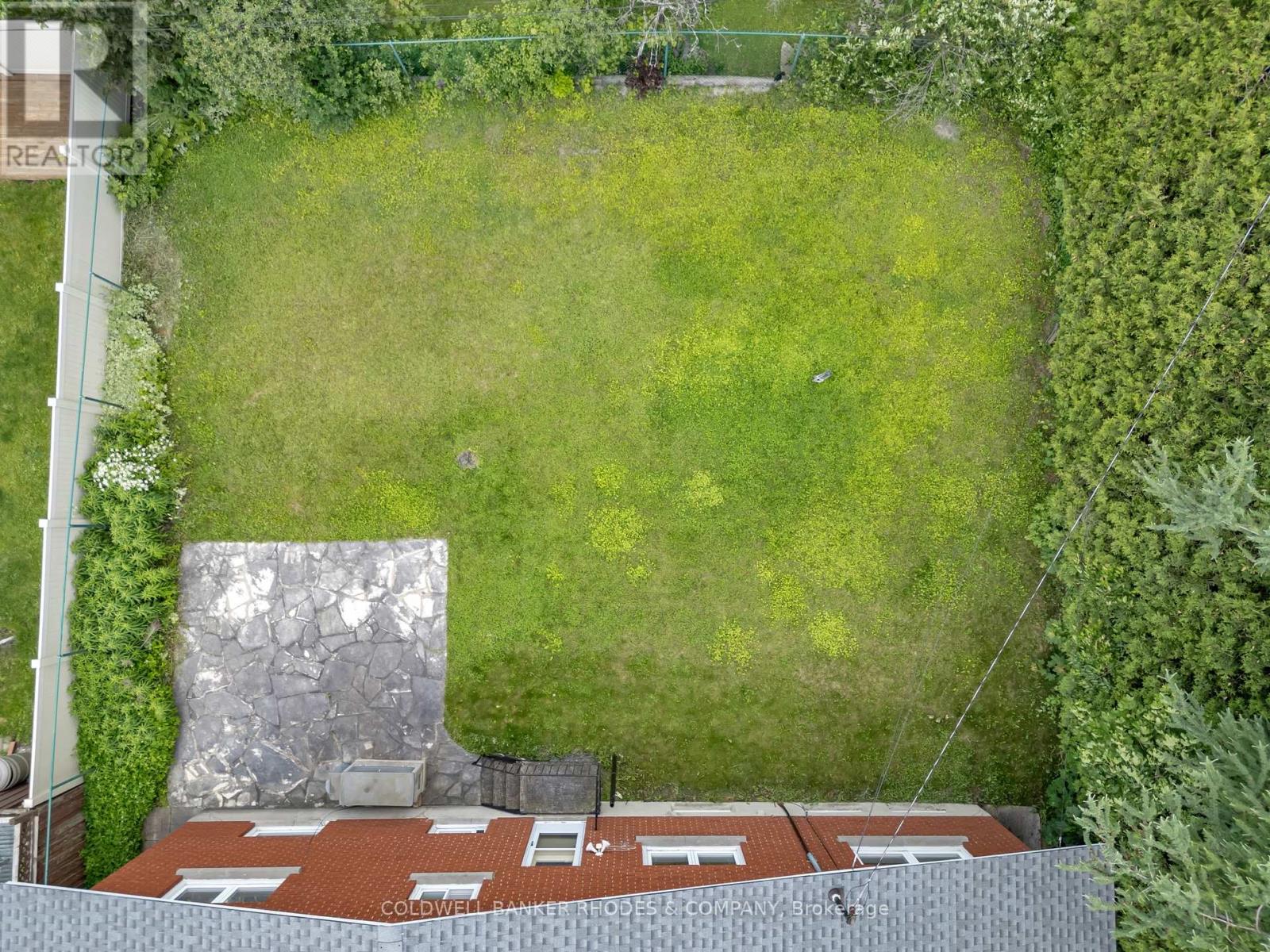 Photo 39 of 2687 Basswood Crescent, Ottawa ON