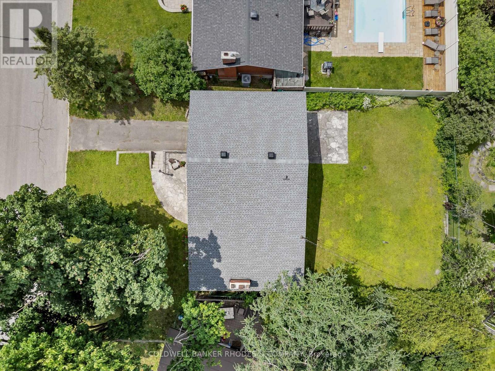 Photo 40 of 2687 Basswood Crescent, Ottawa ON