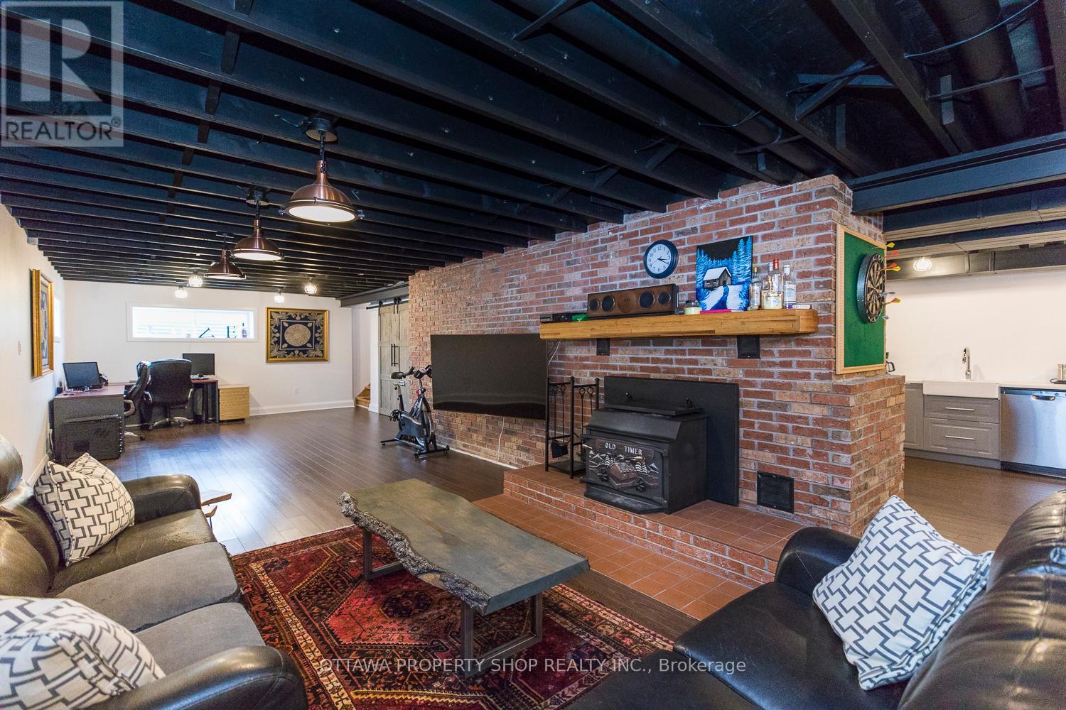 Photo 22 of 2428 Greys Creek Road, Ottawa ON