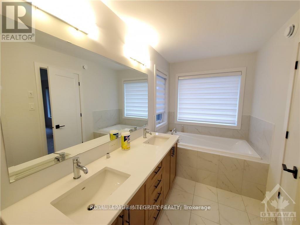 Photo 18 of 1054 Eider Street, Ottawa ON