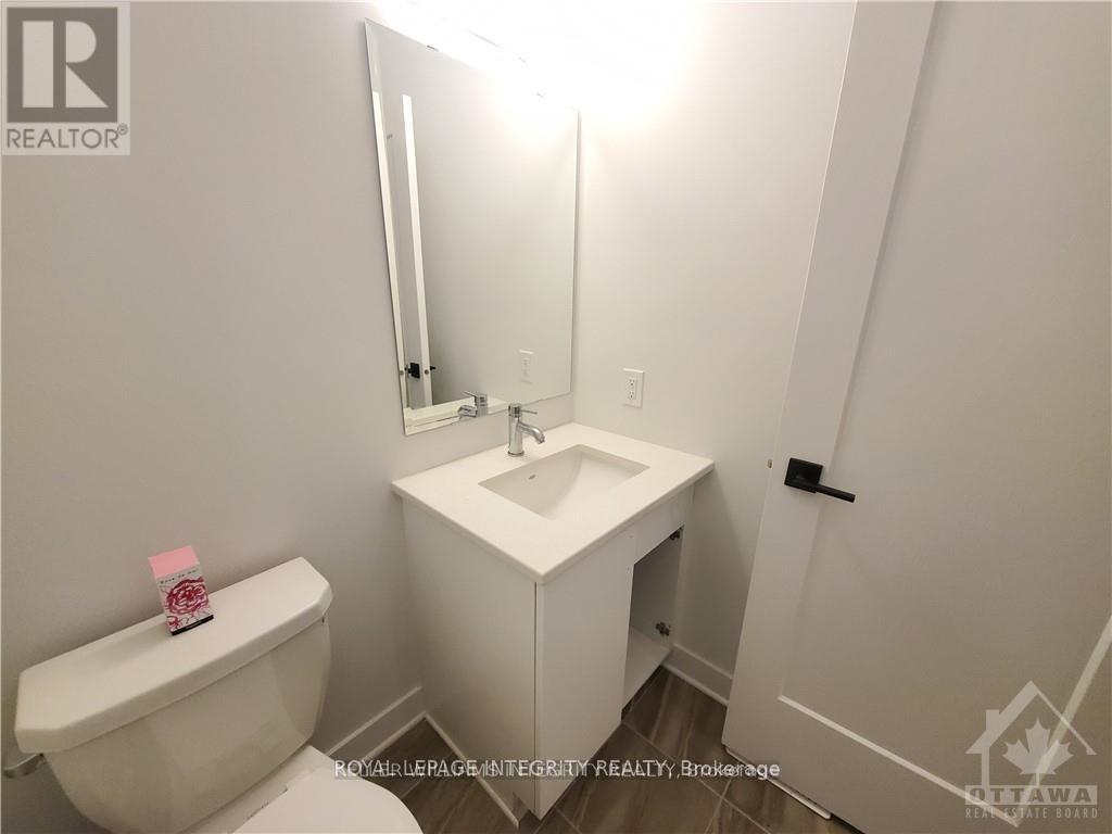 Photo 6 of 1054 Eider Street, Ottawa ON