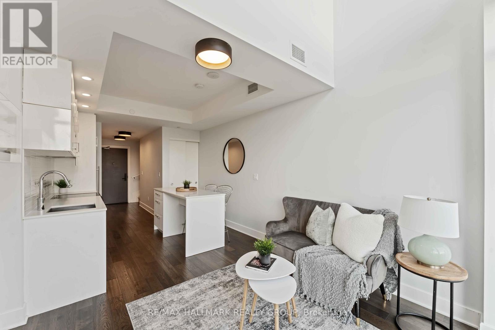Photo 7 of 1209 255 Bay Street, Ottawa ON