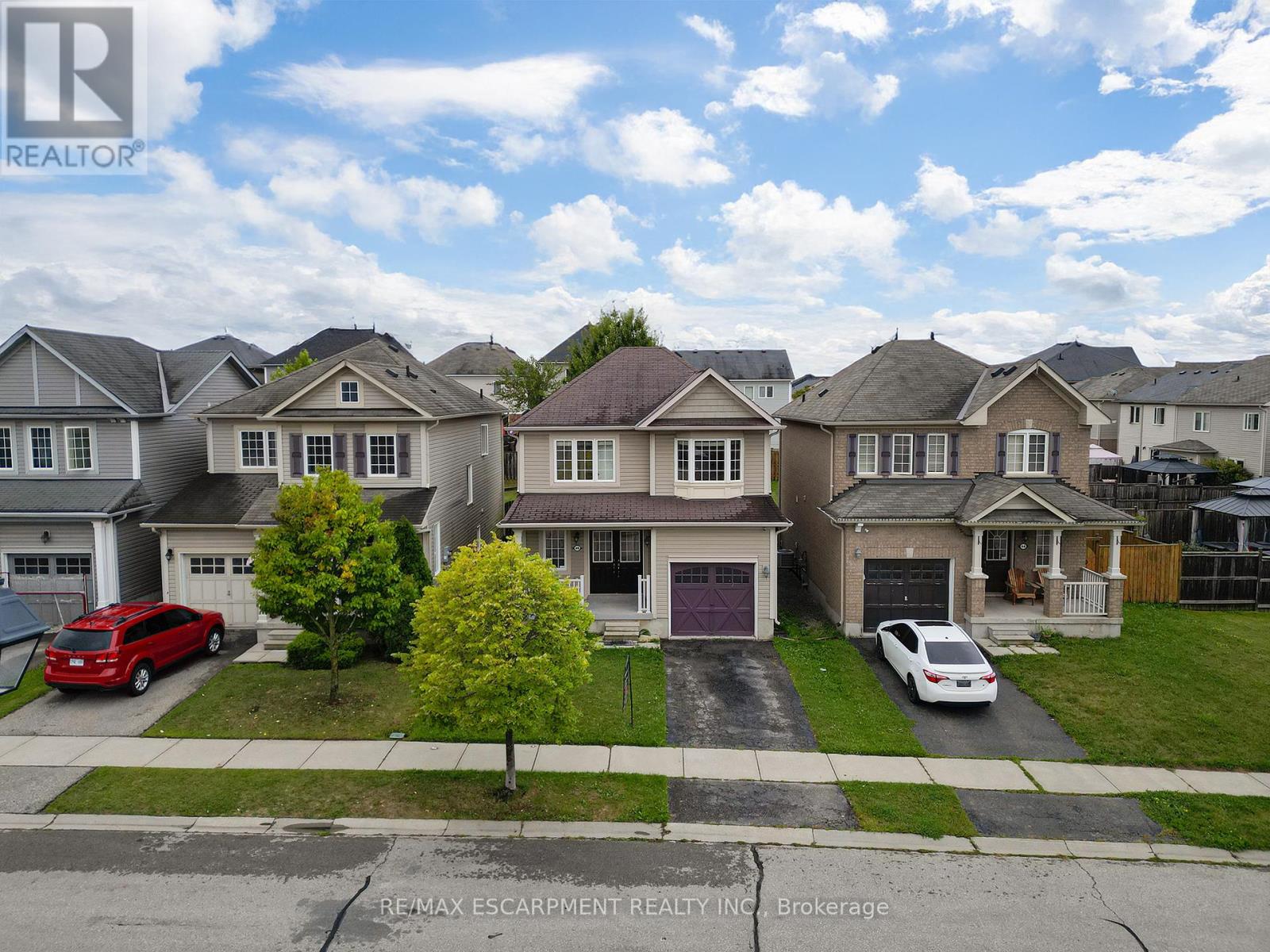 Photo 29 of 46 Warner Lane, Brantford ON
