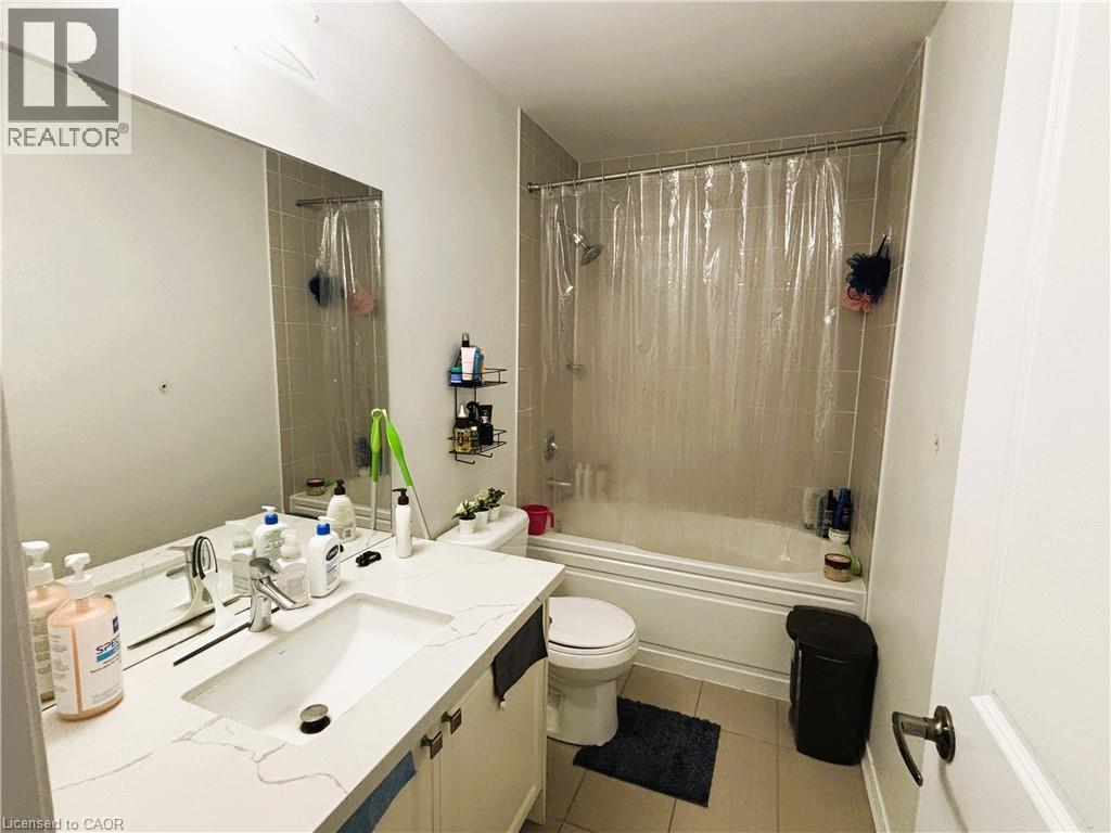 Photo 22 of 48 Bradshaw Drive, Stoney Creek ON