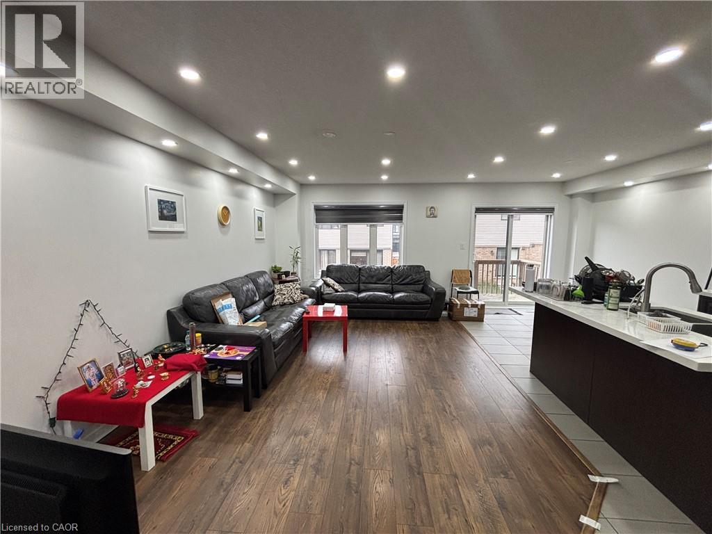 Photo 7 of 48 Bradshaw Drive, Stoney Creek ON