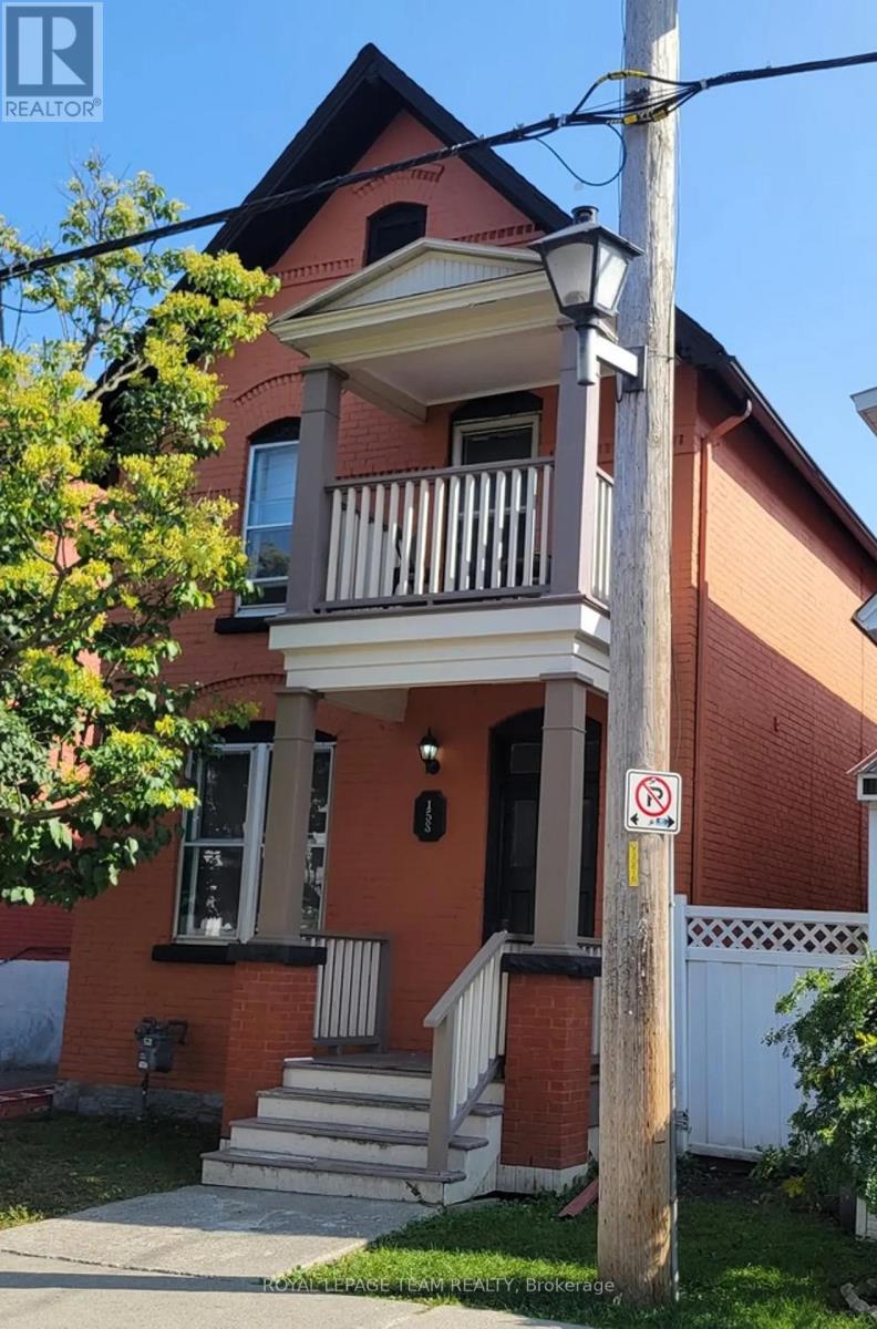 Photo 1 of 158 St Andrew Street, Ottawa ON