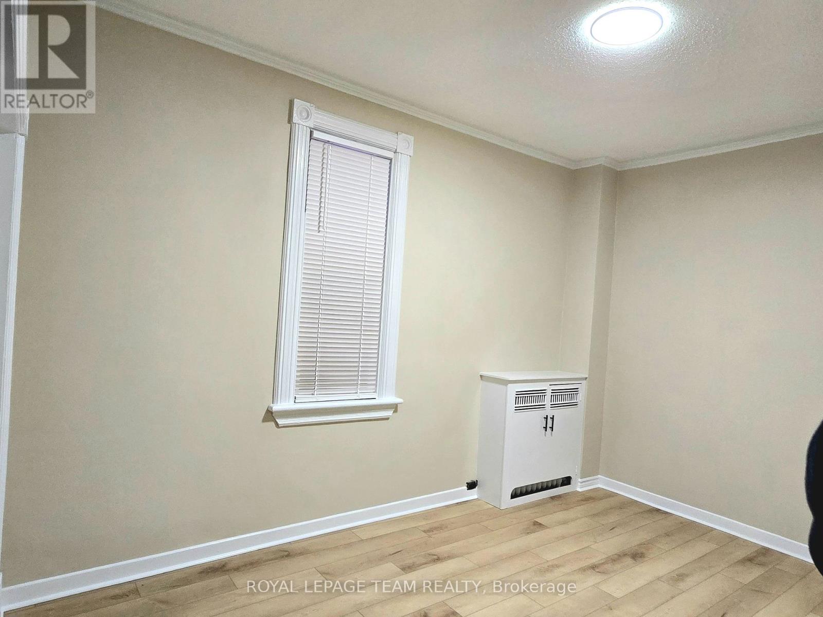 Photo 12 of 158 St Andrew Street, Ottawa ON