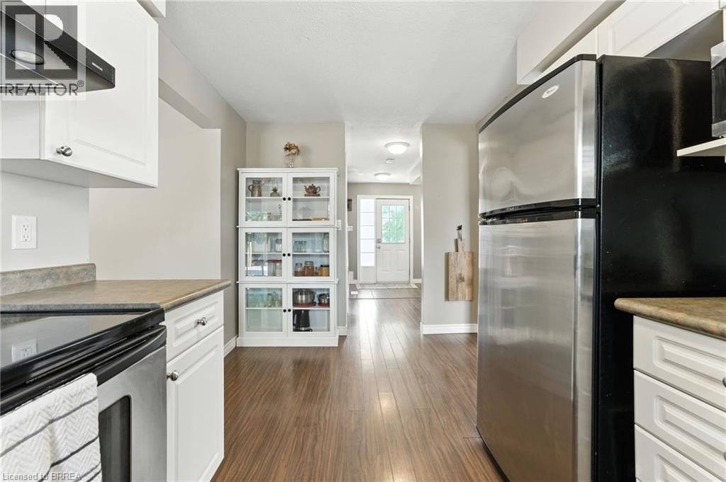 Photo 8 of 11 Macpherson Drive, Paris ON