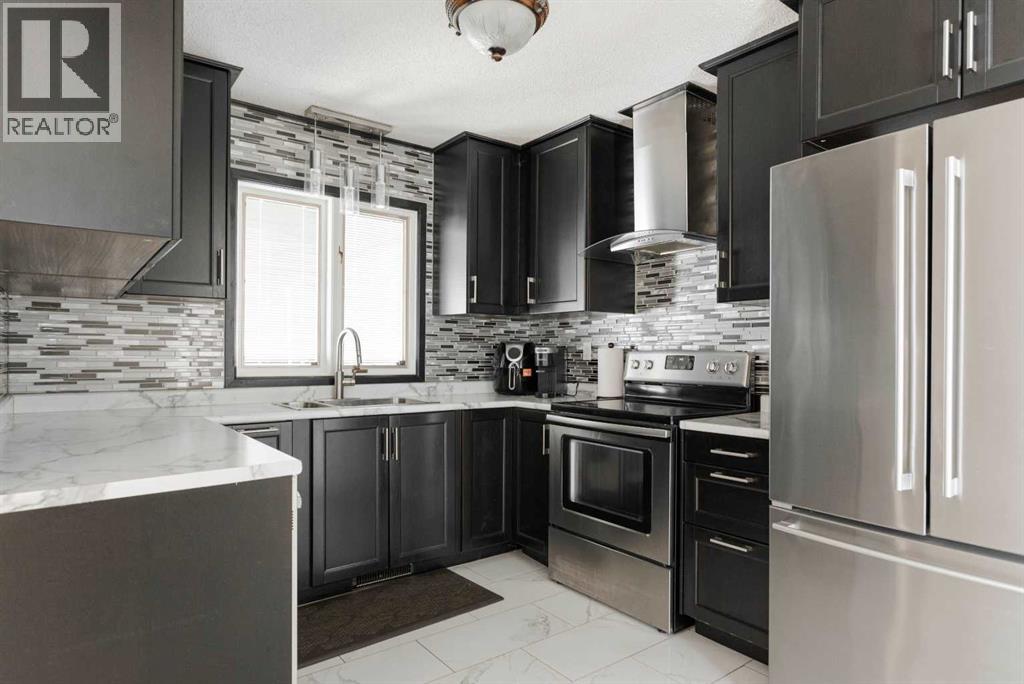 Photo 12 of 32 Moberly Crescent, Fort Mcmurray AB