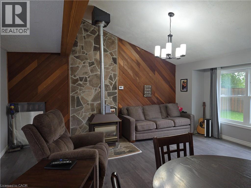 Photo 10 of 2 Kilberg Court, Listowel ON